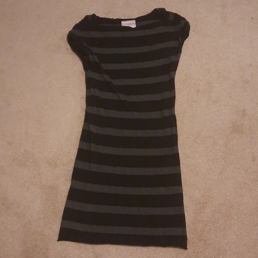Sweater‎ dress